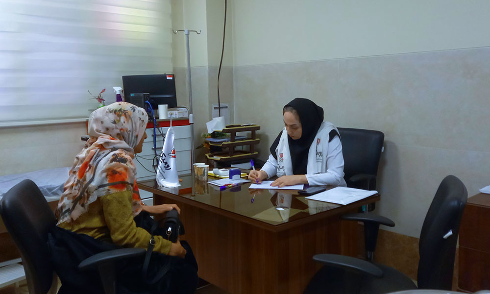 طرح غربالگری سرطان سینه همزمان با هفته ملی سلامت زنان هست