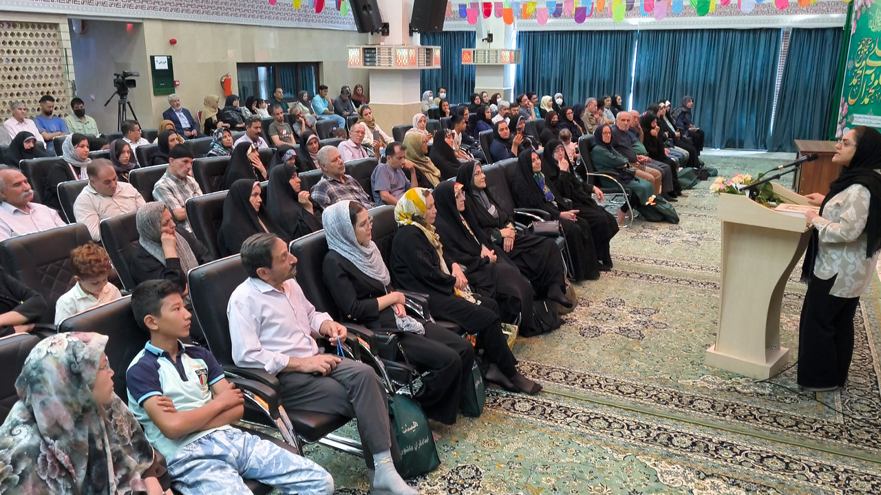 جشن میلاد پیامبر اکرم(ص) و امام جعفر صادق(ع) در مؤسسه خیریه امدادگران عاشورا برگزار شد